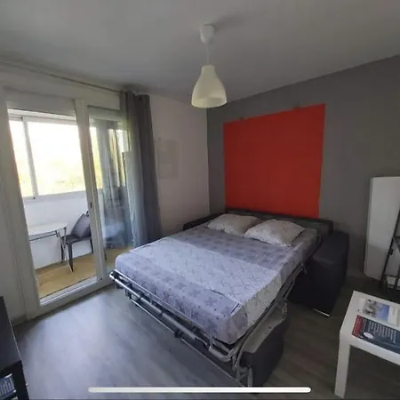 Studio, Parking, Wifi 아파트 *